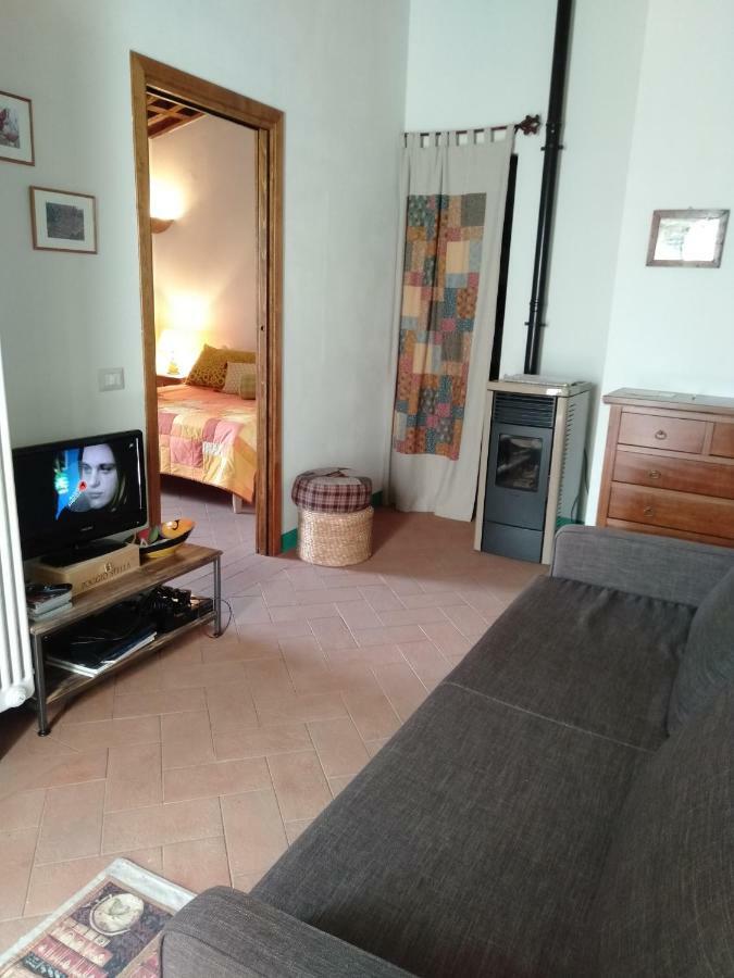 Casa Vacanze "Nonna Vela" Petroio Экстерьер фото